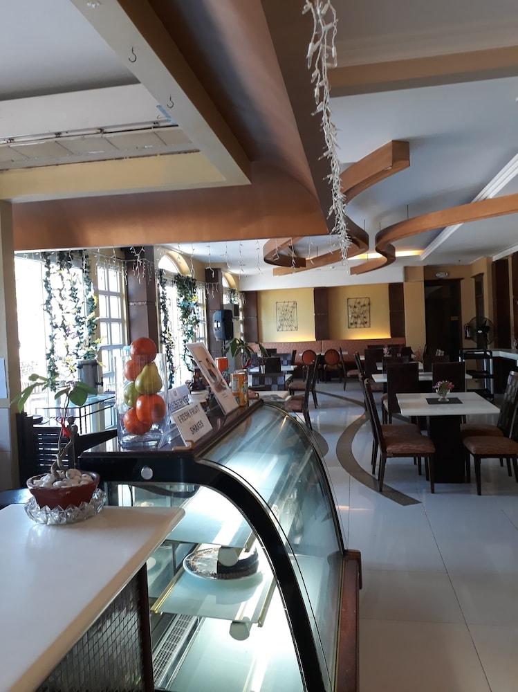 Hotel Venezia Legazpi Exterior photo